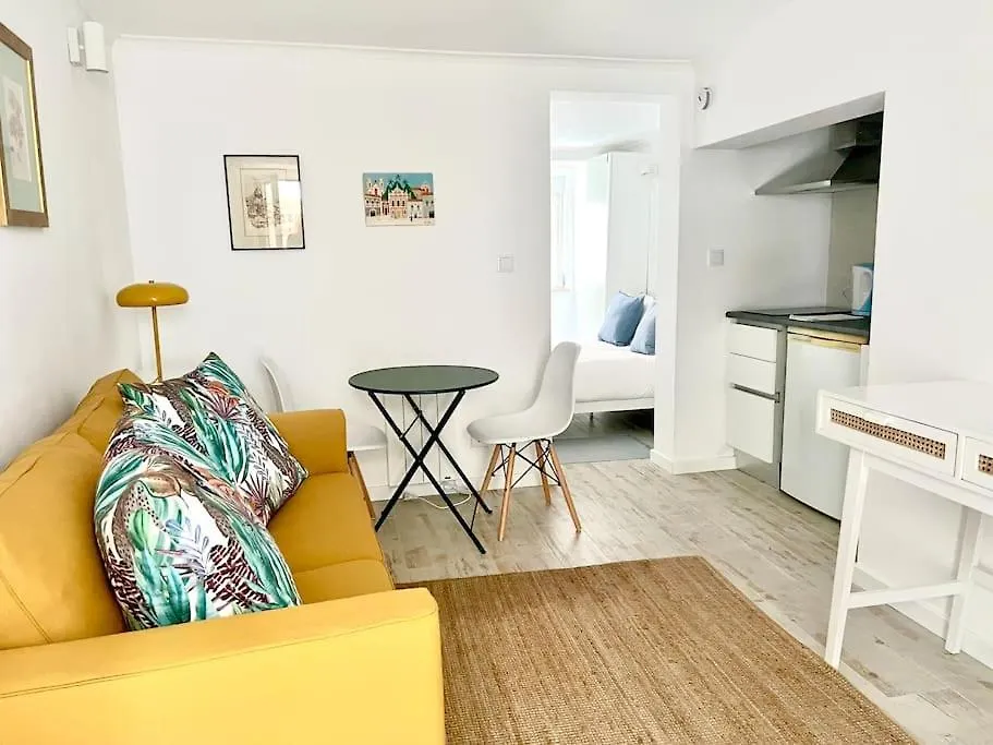 Reg Apartment Lisbon